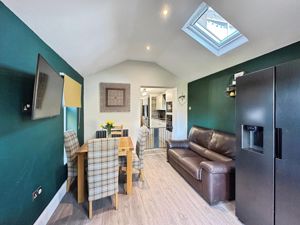 Photo 18- click for photo gallery